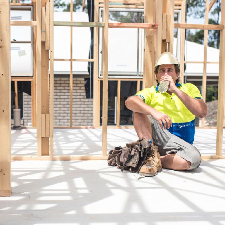 Risk assessment and outside work in hot weather