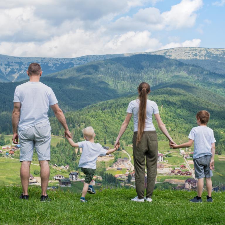 PPMW | Parenting on holiday